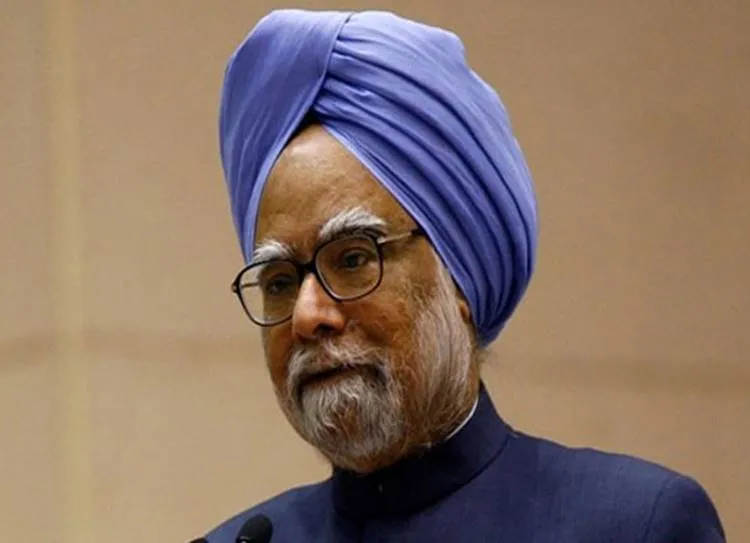 Manmohan Singh assails govt on slowdown demonetisation gst - 'பொருளாதார வீழ்ச்சியிலிருந்து நாட்டைக் காப்பாற்றுங்கள்' - மந்தநிலை குறித்து மன்மோகன் சிங்