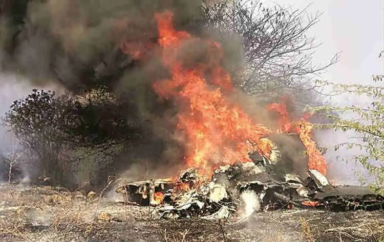 2 Air Force Pilots Killed, HAL Airport, Bengaluru, Mirage 2000 fighters,போர் விமானம் விபத்து, பெங்களூர்