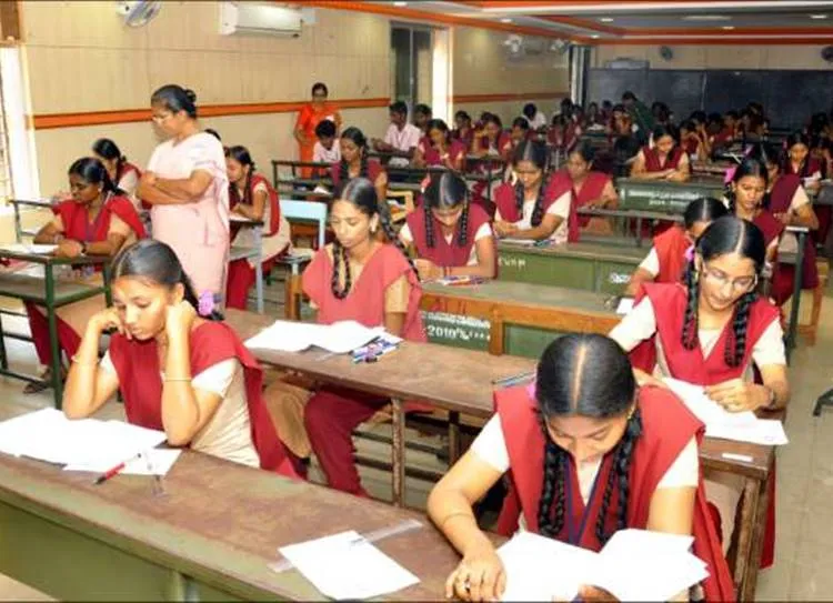 TN XI XII exam pattern changed - marks reduced from 600 to 500