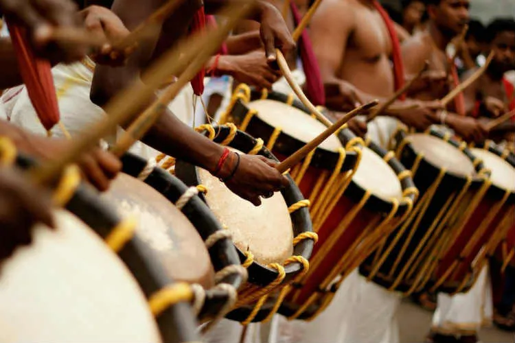 Mukkala Muqubla song, chendai band