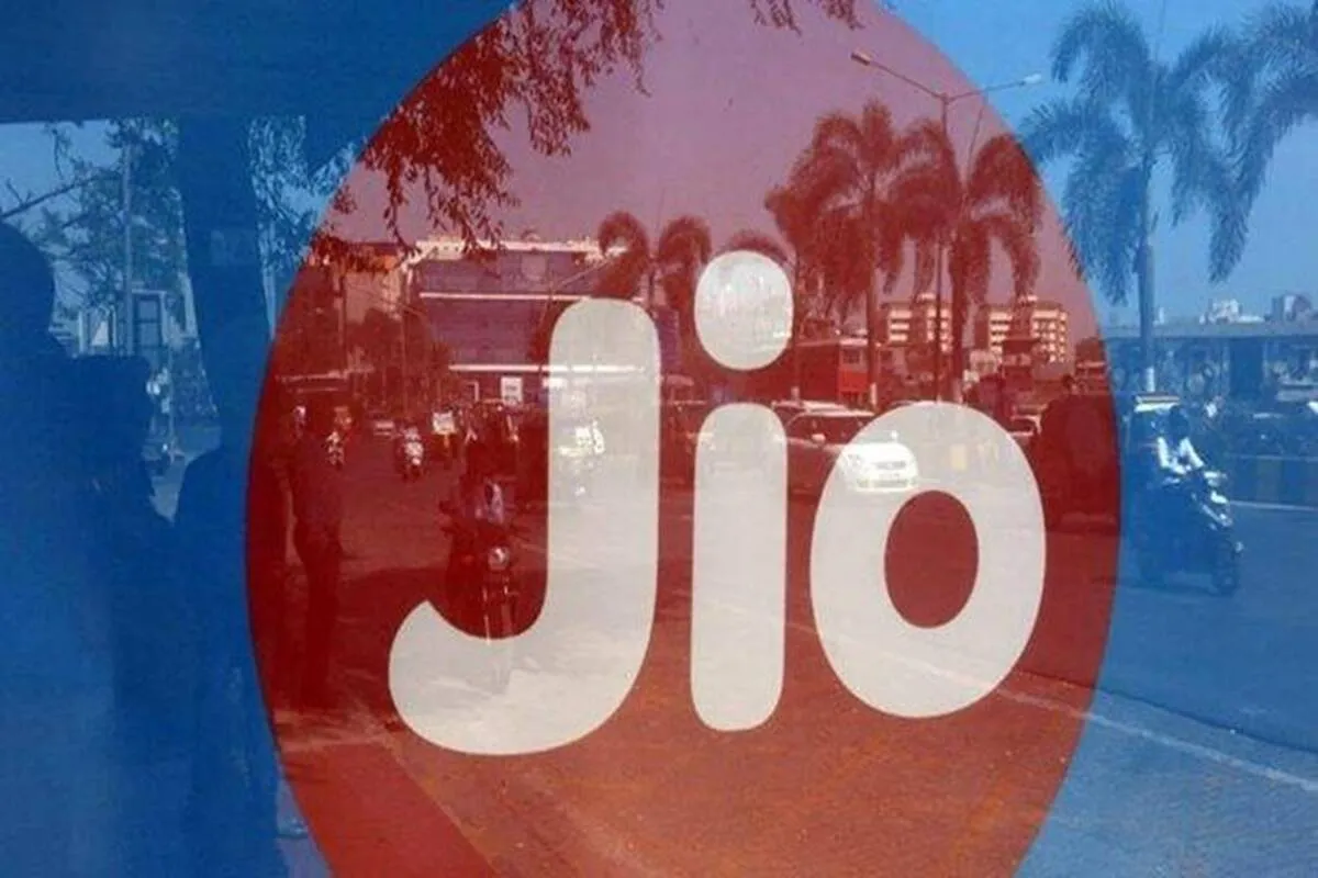 Reliance Jio Plans to release 5G mobiles at low price