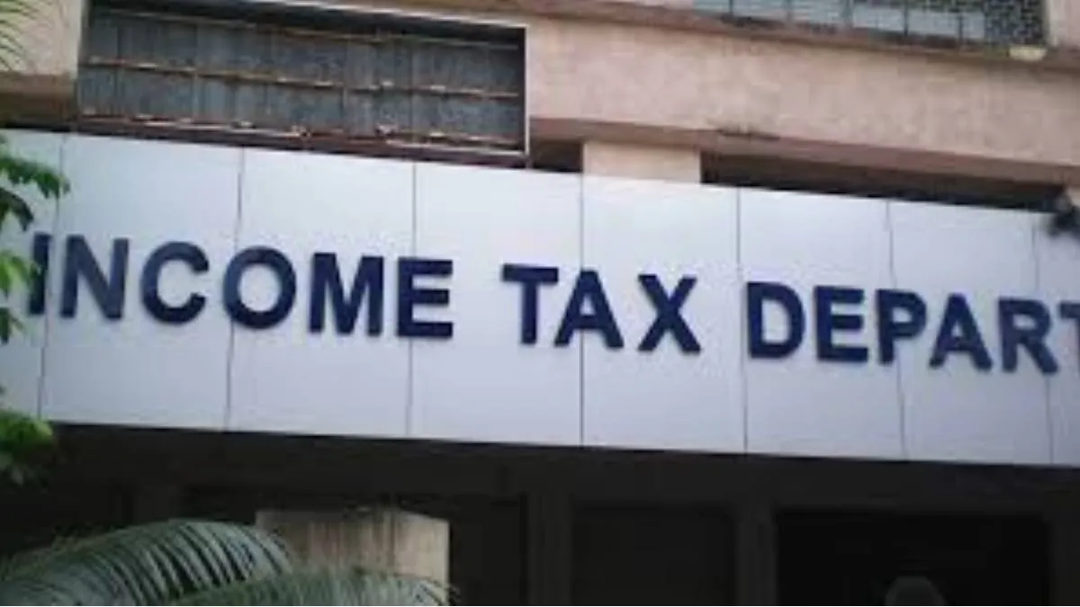 Income Tax raids at mnm Treasurer's chandrasekhar residence, Makkal Needhi Maiam, மநீம, மக்கள் நீதி மய்யம் கமல்ஹாசன் கட்சி, மநீம பொருளாளர் சந்திரசேகர் வீட்டில் 8 கோடி ரூபாய் பறிமுதல், வருமானவரித் துறை சோதனை, திருப்பூர், income tax, kamal haasan, income tax seizes Rs 8 crore at mnm chandrasekhar residence