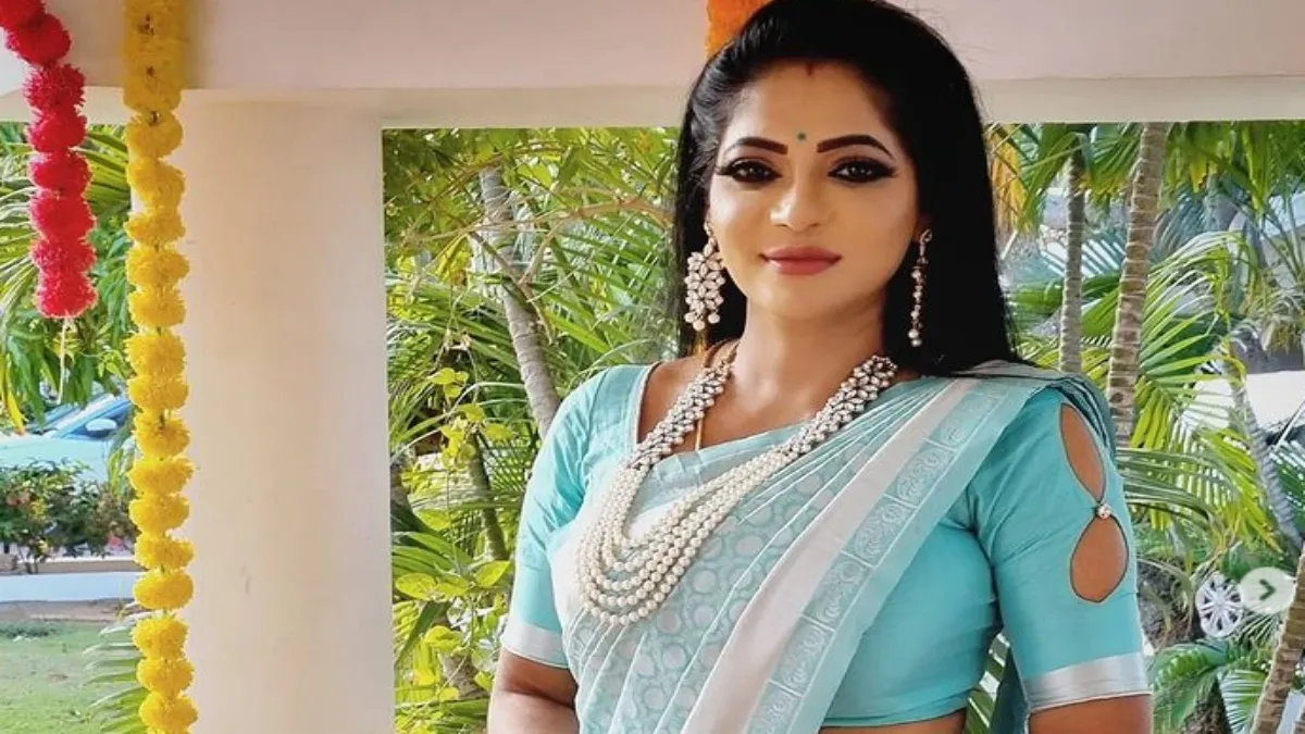 Bigg Boss Reshma Pasupileti Beauty and Makeup Secrets Tamil News