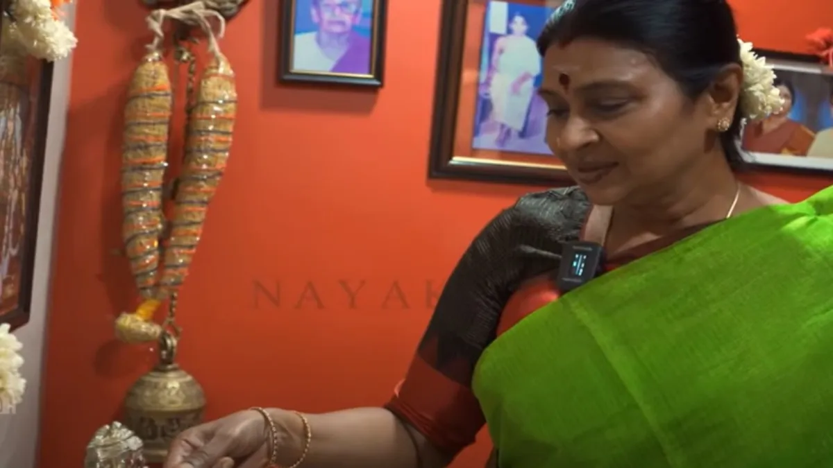 Durga Stalin Pooja Room Visit Viral Video Tamil