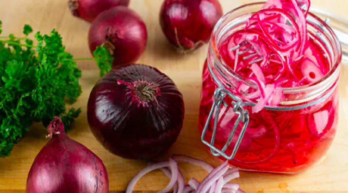 Benefits of onions Tamil News: health benefits of eating raw onion you should know
