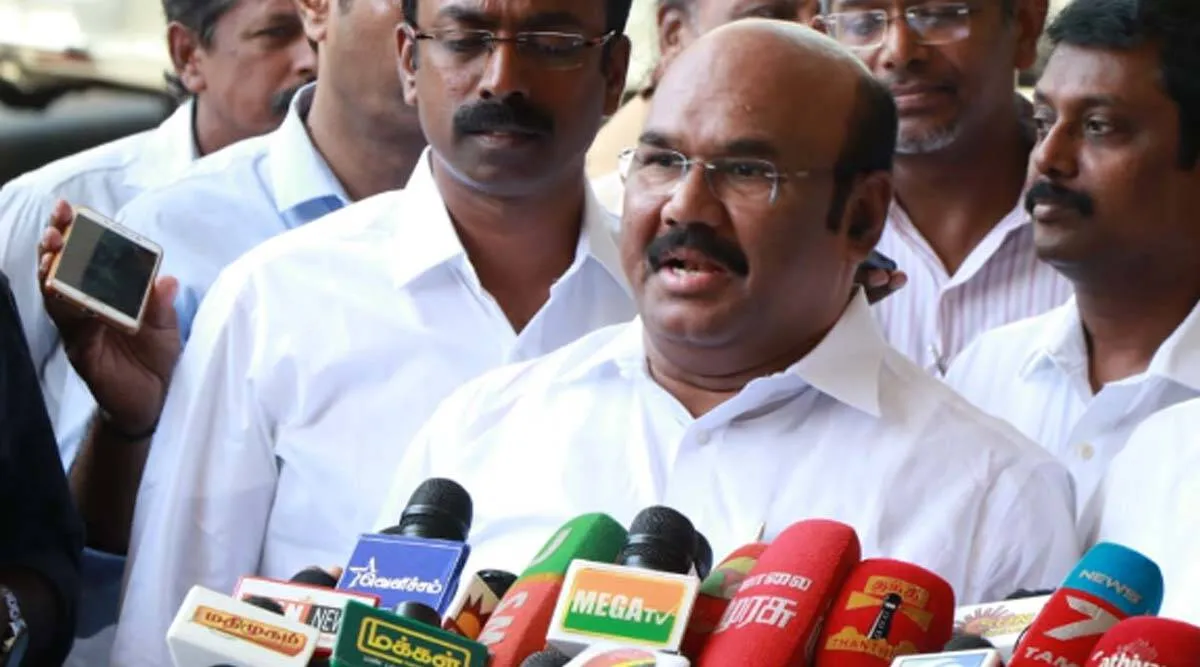 Tamil News Today : அதிமுக கூட்டணியில் இருப்பதுதான் லாபம் – ஜெயக்குமார்