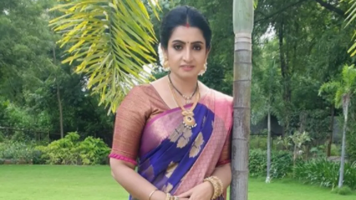 actress sujitha, pandiyan stores
