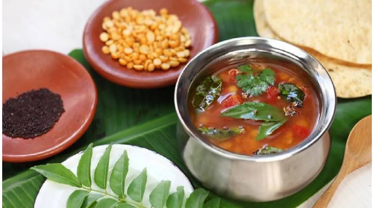 Rasam recipe in tamil: monsoon season rasam making in tamil
