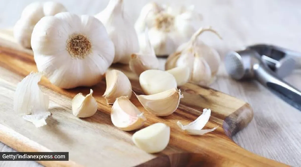 Tamil Health tips: How To Use Garlic To Lose Weight in tamil