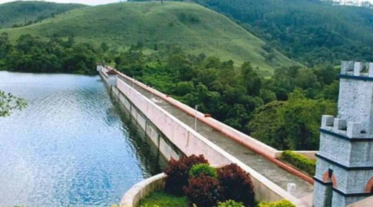 periyar dam Tamil News: Kerala ministers releases water from Mullaperiyar dam, farmers in TN object