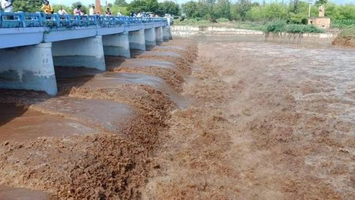 Flooding in Madurai Vaigai River