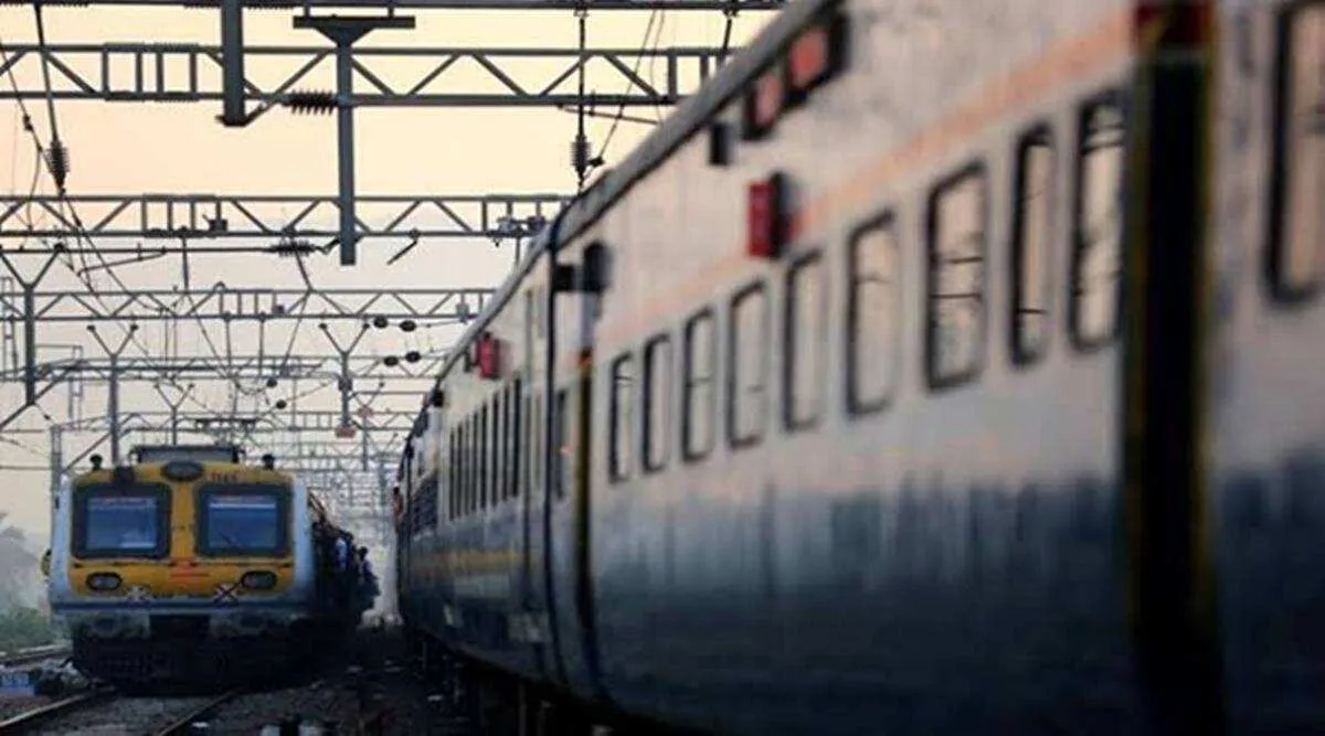 Velankanni special train stops suddenly.. Passengers suffer