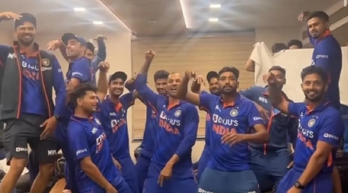 Cricket video news in tamil: Dhawan leads India's epic dressing room celebrations after SA series win
