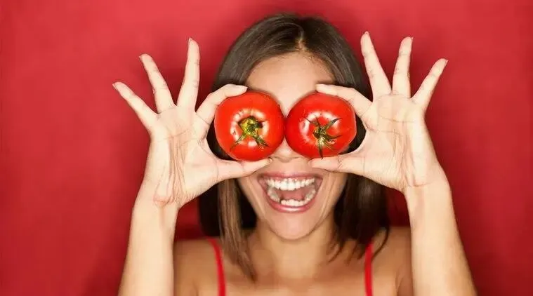 Tomato face packs