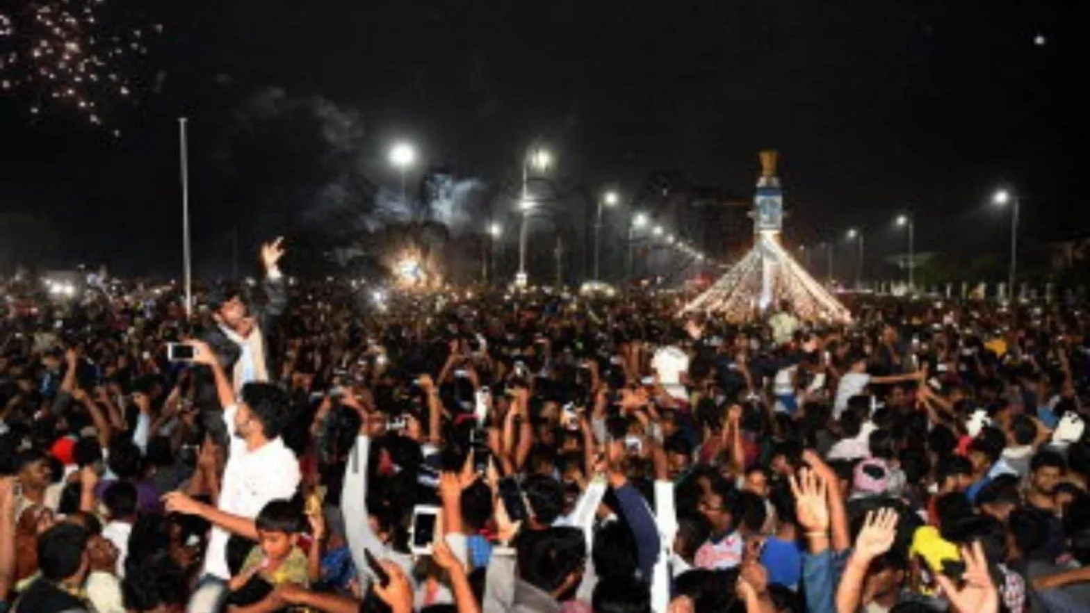 Tamil News Highlights: புத்தாண்டு கொண்டாட்டம் – களைகட்டிய மெரினா கடற்கரை சாலை