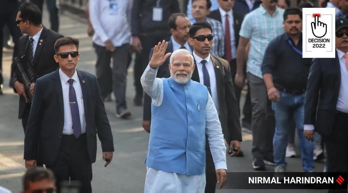 Complaint filed against PM MODI for ‘holding road show’ near polling booth Tamil News
