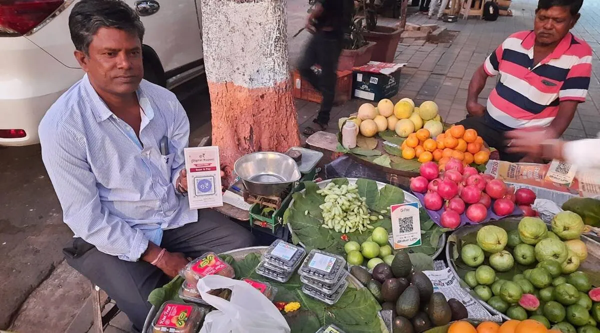 Mumbai, RBI e-rupee project; Migrant fruit-seller tamil news