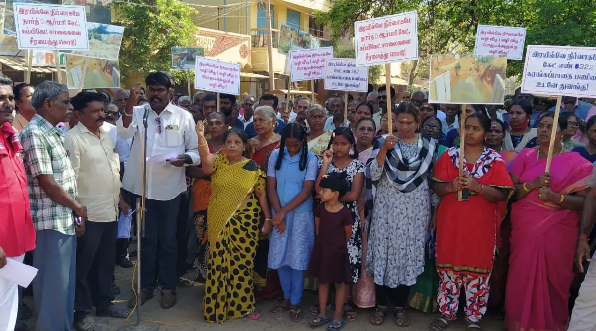 Trichy: Social welfare organisations protest against the railway admin