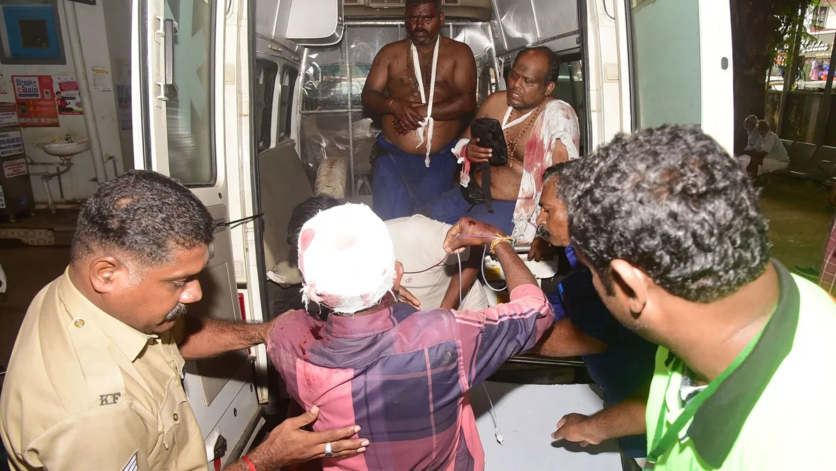 Tamil Nadu devotees injured in bus overturn accident at Sabarimala