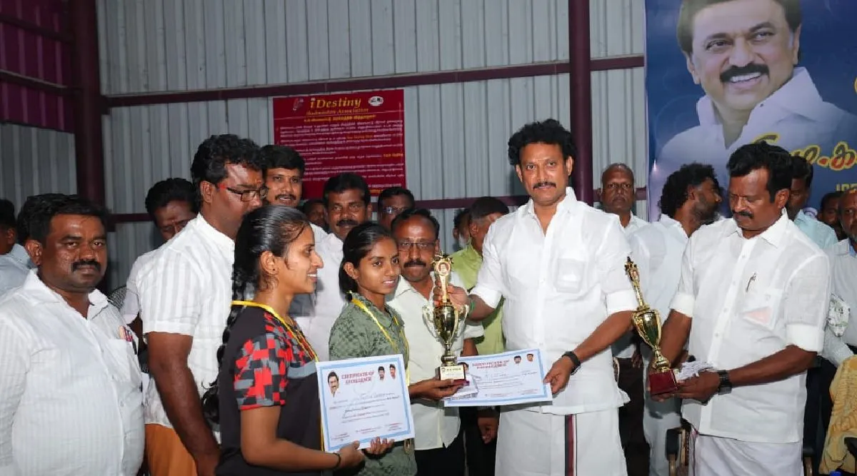 Trichy DMK Engineer Badminton Tournament: Minister Anbil Mahesh greets Tamil News