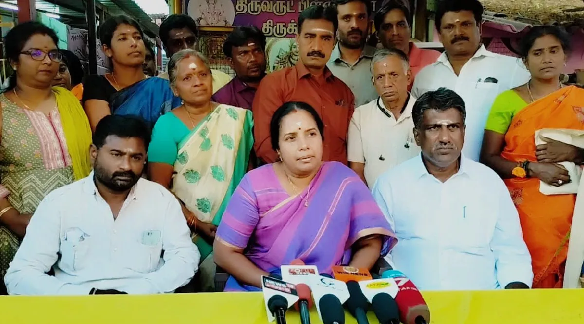 Coimbatore: Vanathi Srinivasan annamalai watch controversy DMK Tamil News