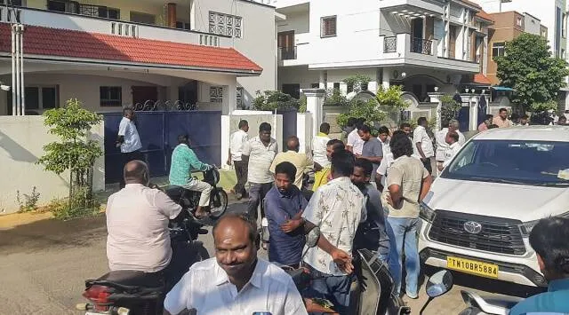 19 people who assaulted income tax officials in Karur have been granted bail