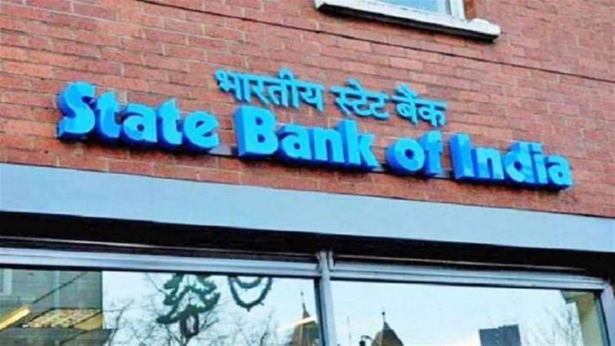 SBI has set up a separate counter for depositing Rs2000 notes